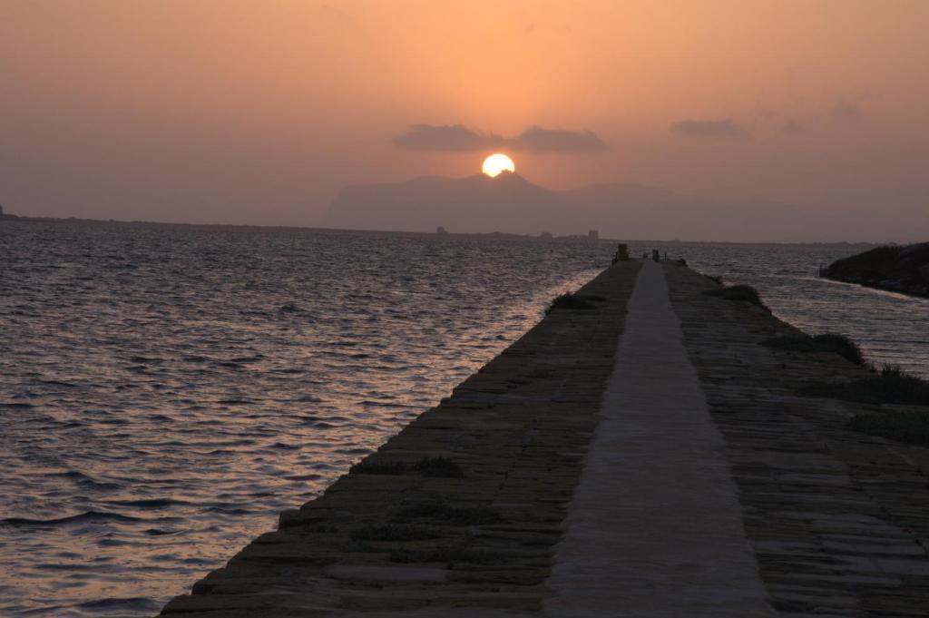 B&B Sbarco Dei 1000 Marsala Dış mekan fotoğraf